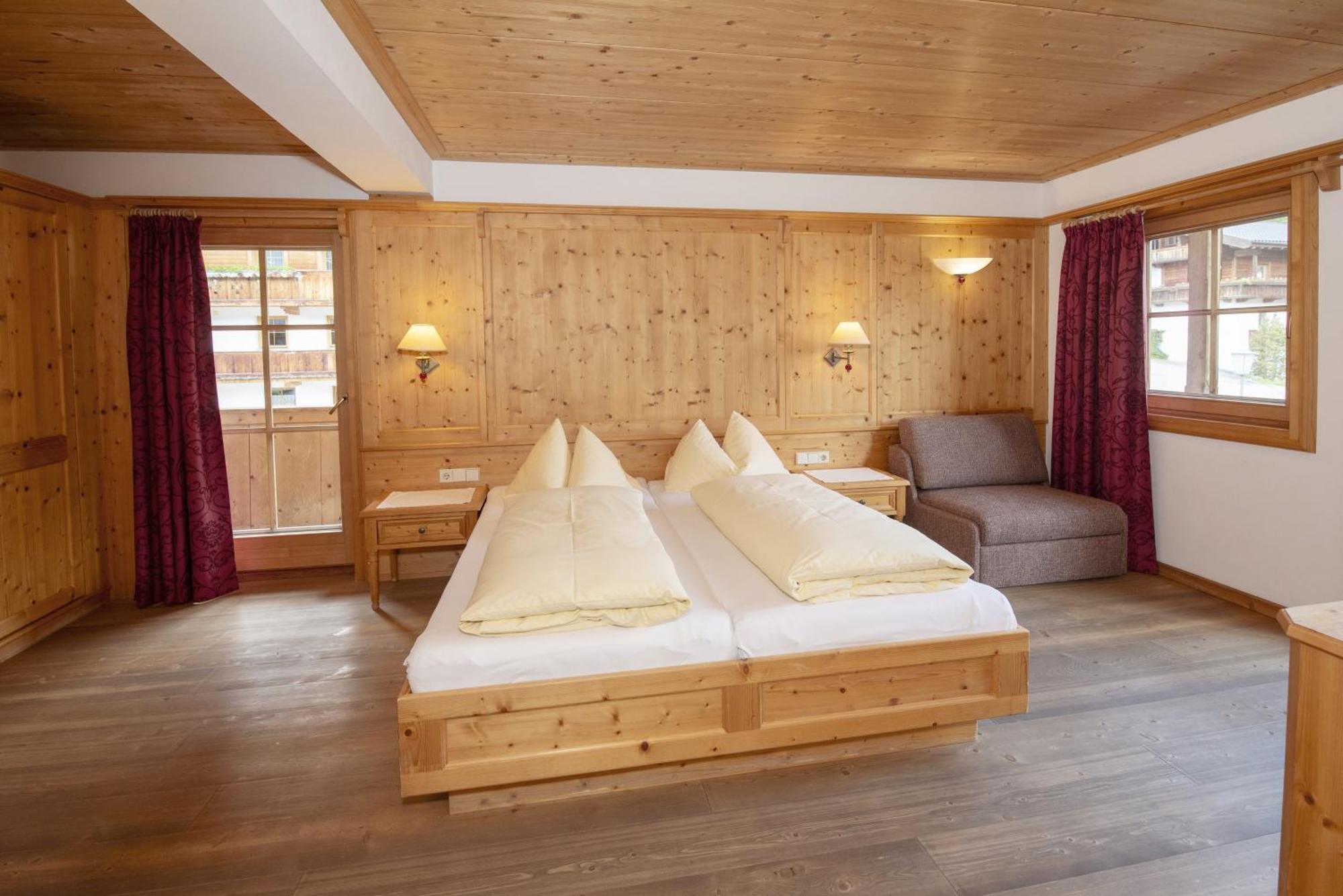 Gaestehaus Larch Alpbach Buitenkant foto