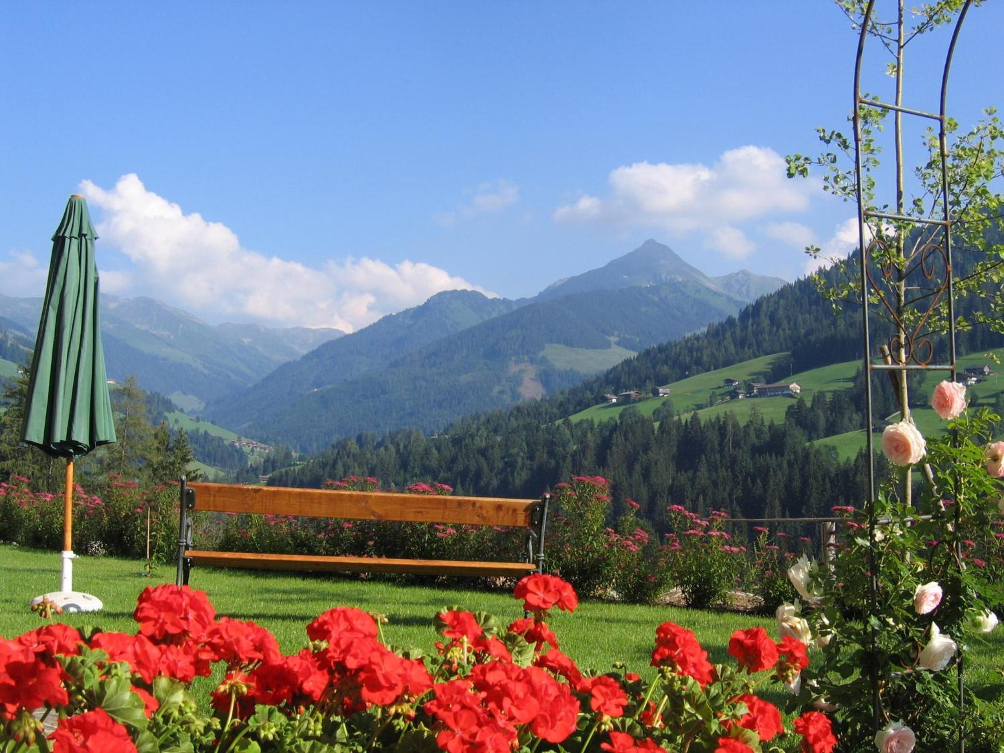 Gaestehaus Larch Alpbach Buitenkant foto
